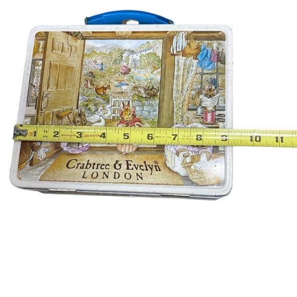 Crabtree & Evelyn Vintage Metal Lunchbox Peter Rabbit Beatrix Potter 1985 - Picture 7 of 8